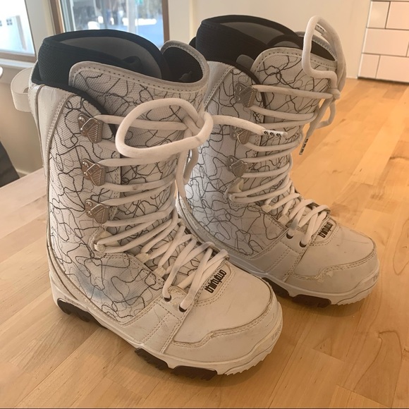 used snowboard boots size 7